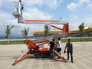西双版纳国际机场订购我司SMX250履带式自行蜘蛛机